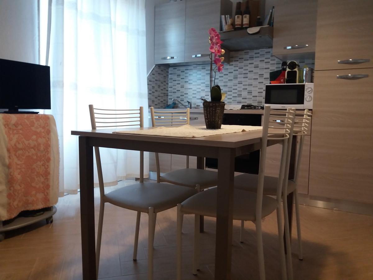 Appartamento Casa Ilaria アルツァケーナ エクステリア 写真